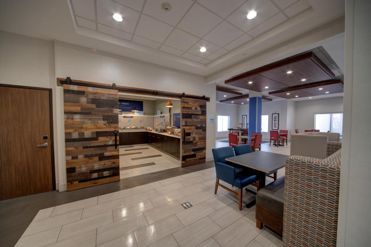 Holiday Inn Express Hotel & Suites Oklahoma City-West Yukon By Ihg Dış mekan fotoğraf
